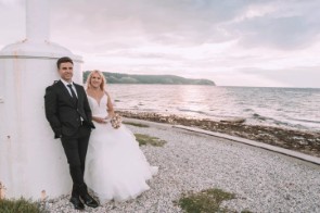 Poročni fotograf Portorož – elegantni poročni portreti v zlati uri.